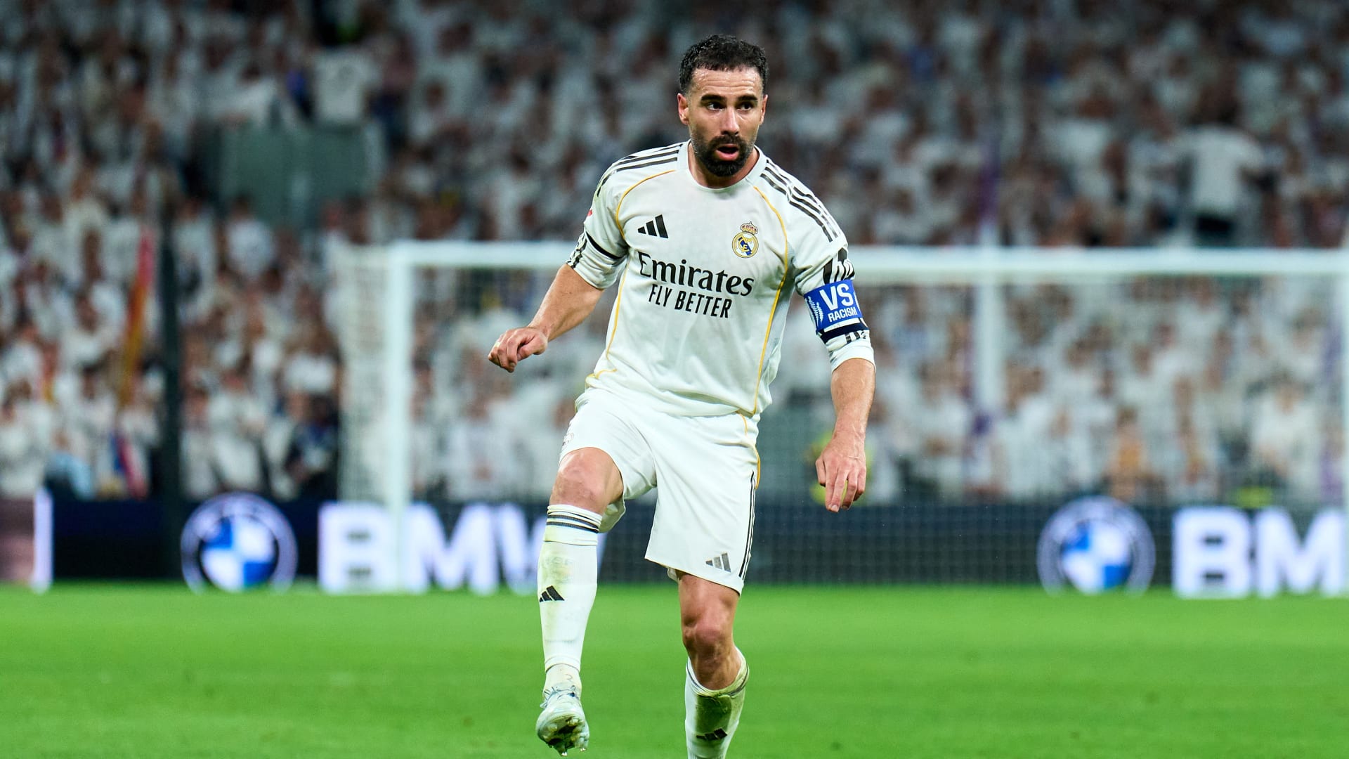 رحيل كارفخال عن ريال مدريد.. وإقامة حفل تكريمه بهذا الموعد