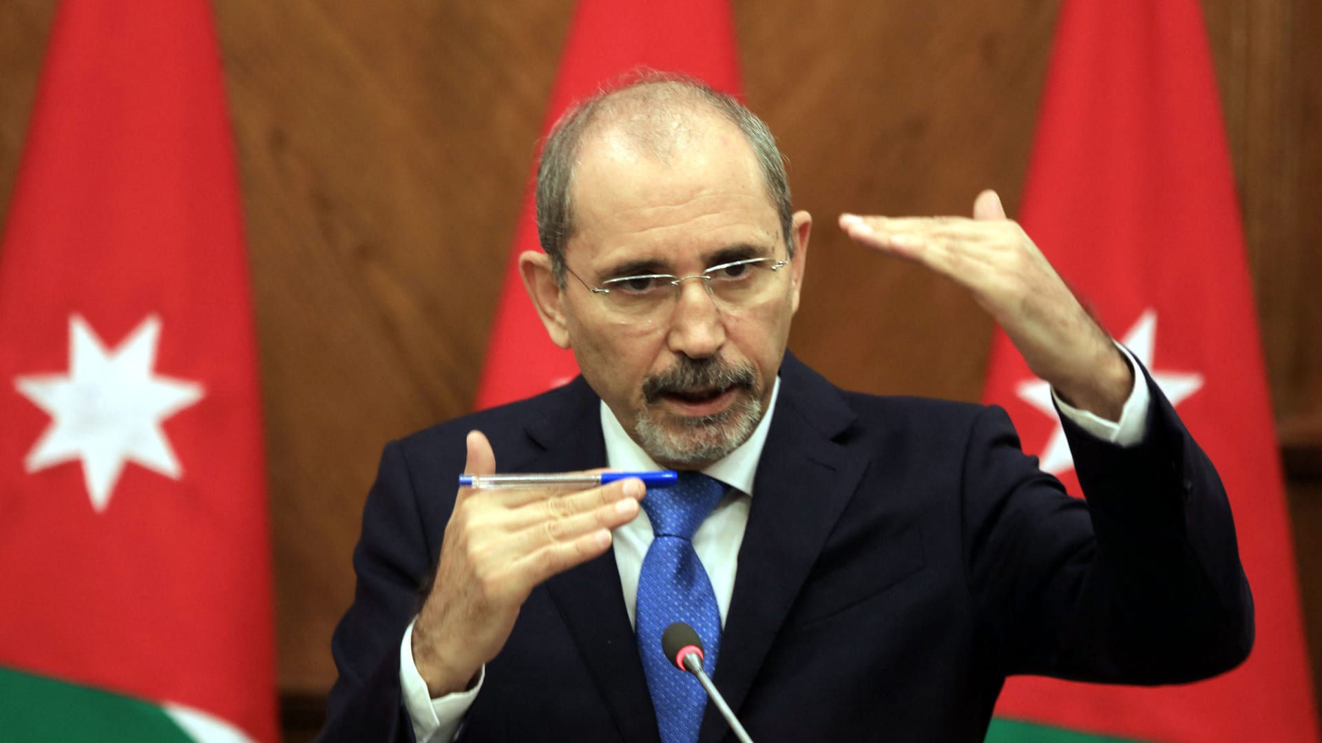 وزير خارجية الأردن لـCNN: الأزمة السورية استمرت طويلا جدًا وموقفنا ثابت