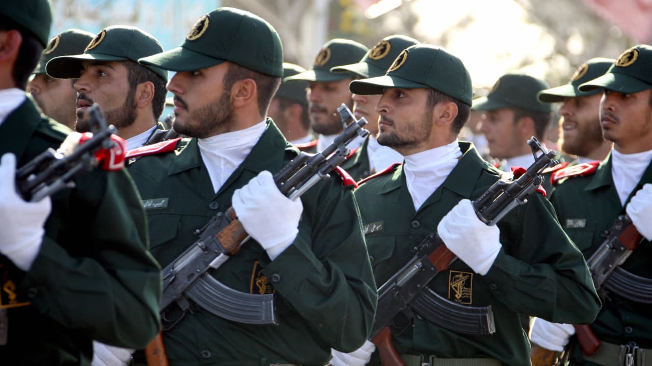 "الحرس الثوري" الإيراني يعلن قصف "مركز تجسس" في كردستان العراق