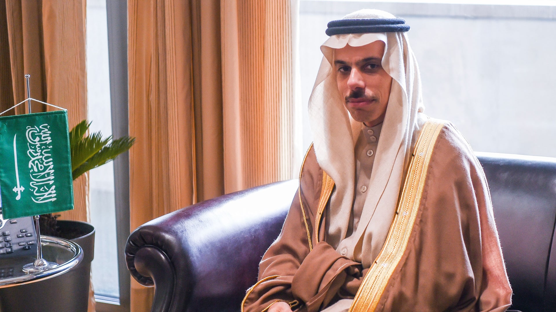 وزير خارجية السعودية يلتقي رئيس الحكومة الفلسطينية في ميونخ
