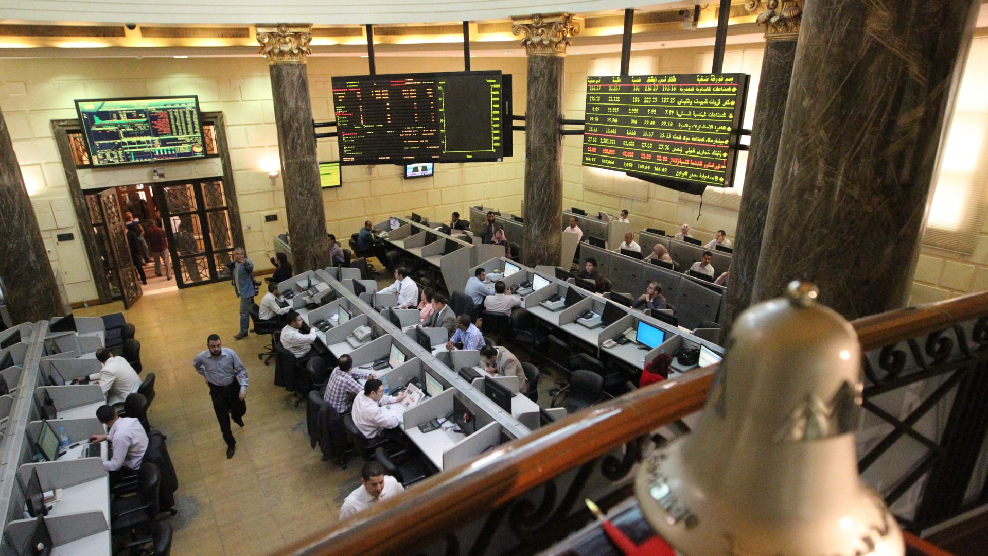 مصر: البورصة تحفز قيد الشركات الصغيرة والمتوسطة بإعفائها من الرسوم