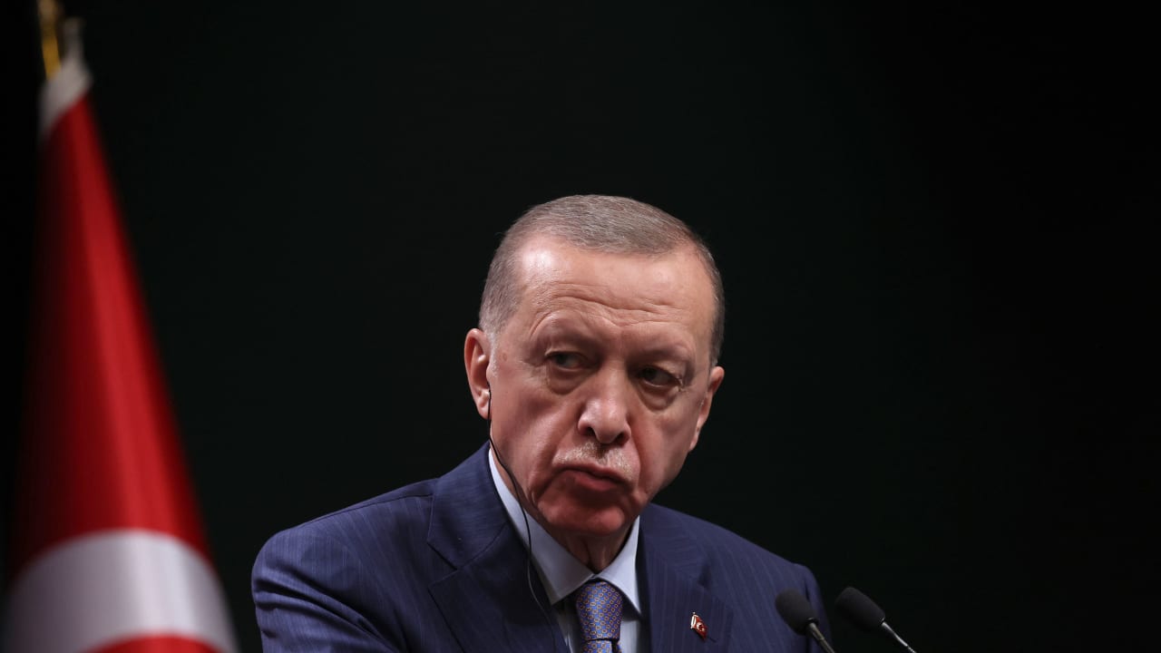 الرئيس التركي يرسل بروتوكولات انضمام السويد لحلف الناتو إلى البرلمان
