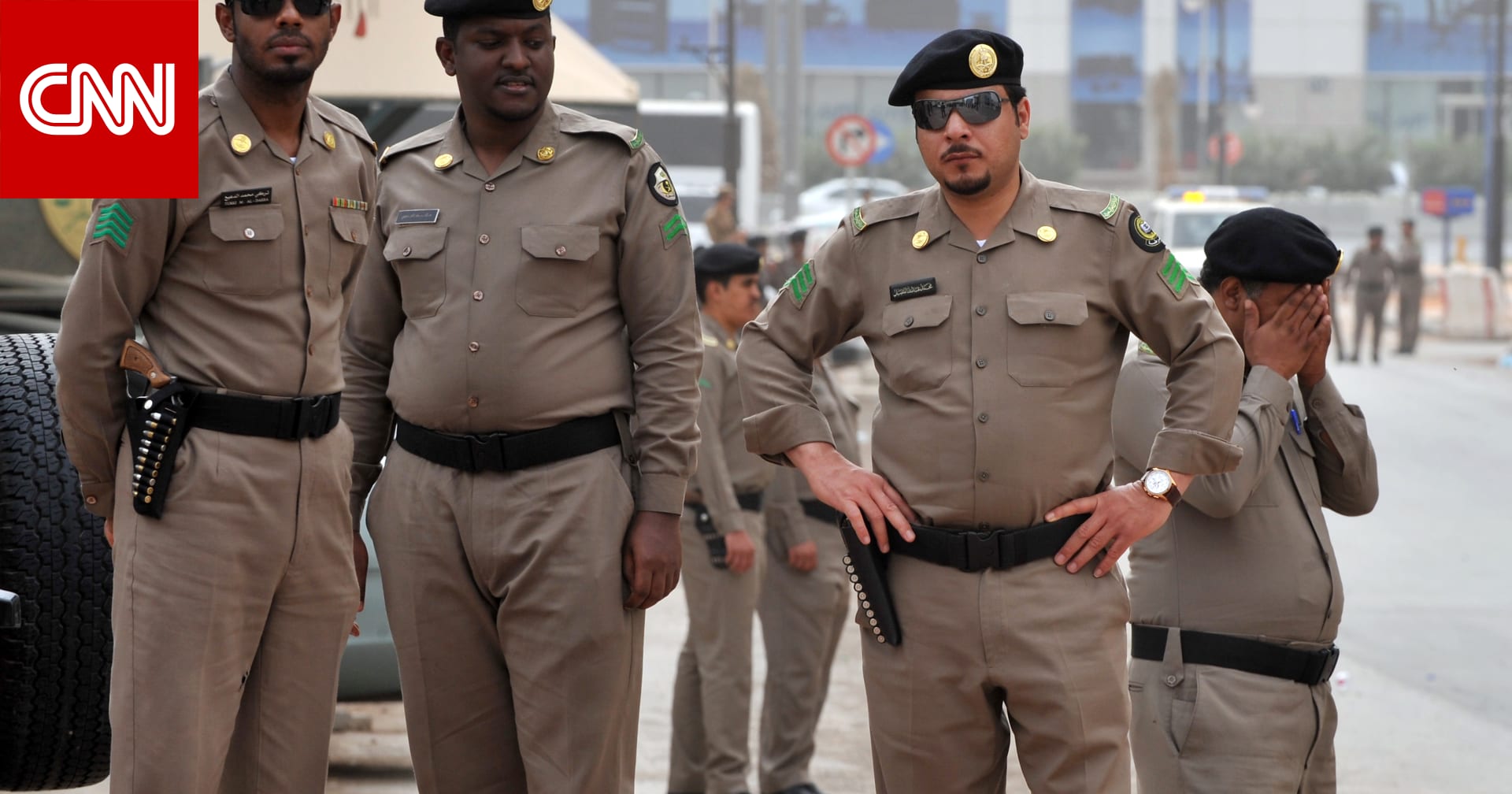 "سرقوا مركبات ولوحات لاستخدامها في جرائمهم".. الأمن السعودي يعلن اعتقال 3 مواطنين روجوا المخدرات بالرياض