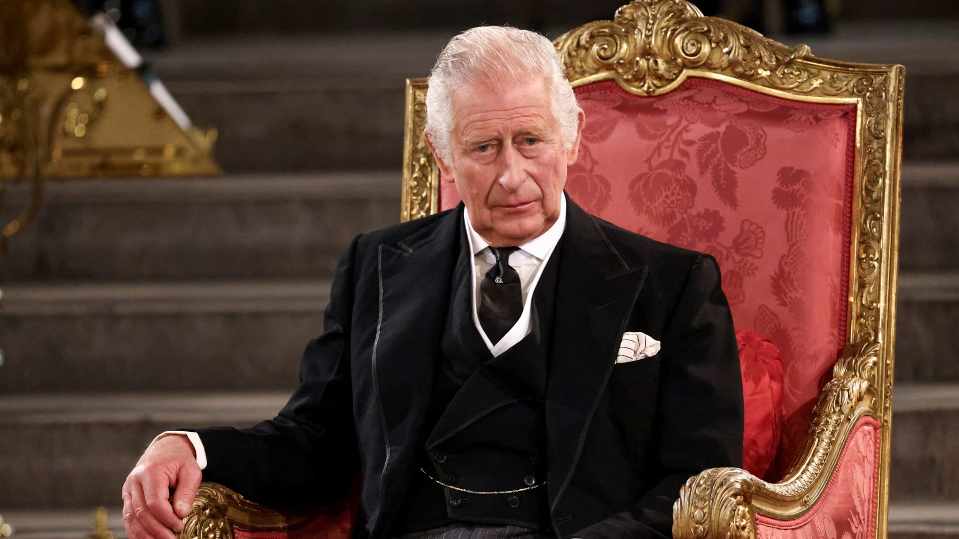 تنصيب تشارلز الثالث رسميا ملكا لبريطانيا.. شاهد لحظة أدائه اليمين