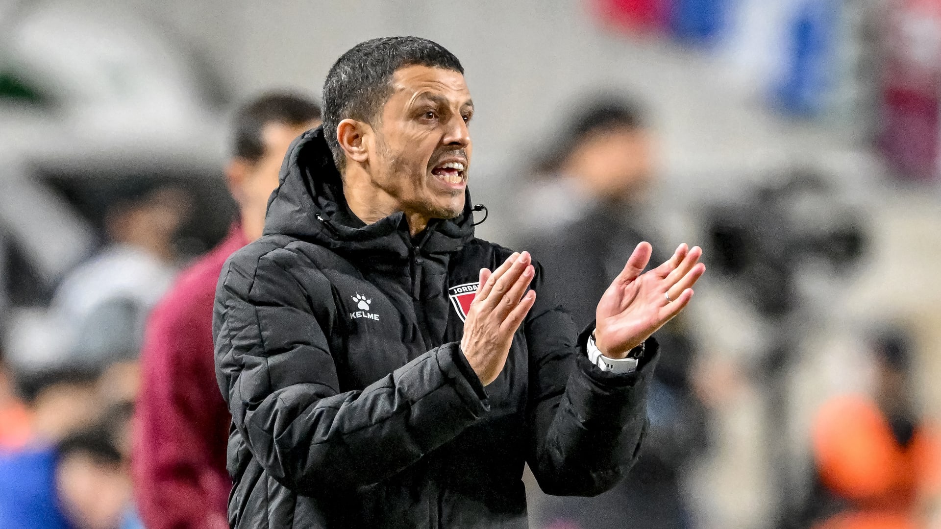 تصرف لافت من مدرب الأردن مع حلمي طولان بعد إقصاء مصر من كأس العرب