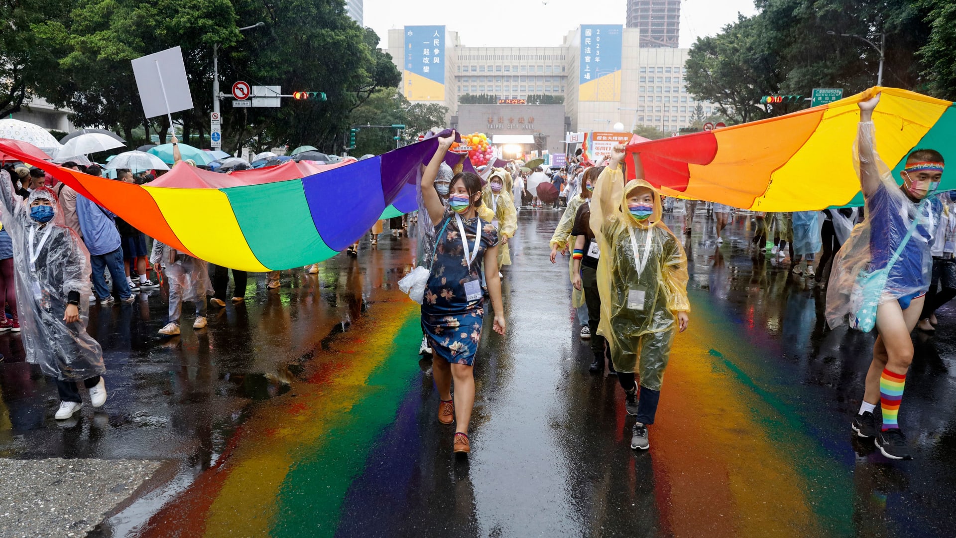 تايوان تقر مشروع قانون لمنح الأزواج من نفس الجنس حق تبني الأطفال