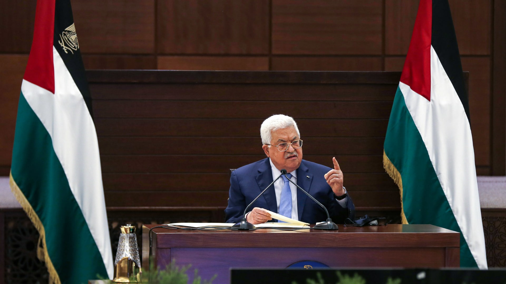 محمود عباس يبحث مع رئيسي الاستخبارات المصرية والأردنية ملف الانتخابات الفلسطينية