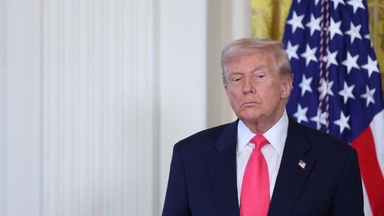 ترامب يكشف كواليس قرار تمديد "مهلة منشآت الطاقة": إيران طلبت 7 أيام لكني جعلتها 10"