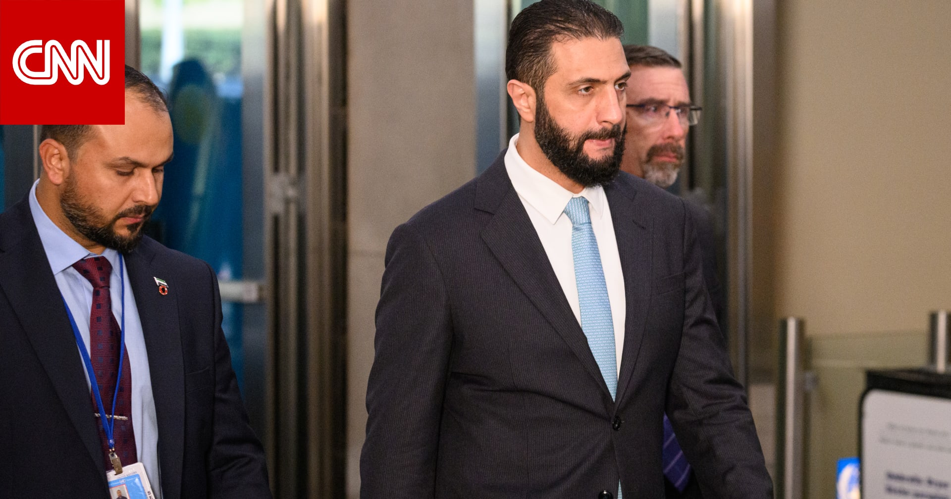 "جيد أننا نلعب رياضة".. الشرع يمازح بوتين بشأن "الدرج الطويل" في الكرملين 