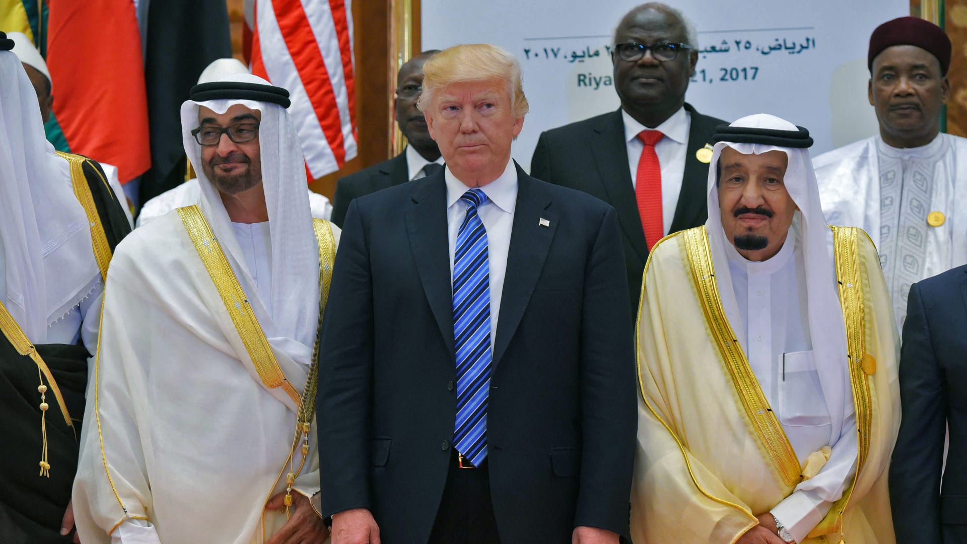 السعودية والإمارات وقطر.. ترامب يزور 3 من أغنى دول العالم فما هي قائمة مطالبها؟