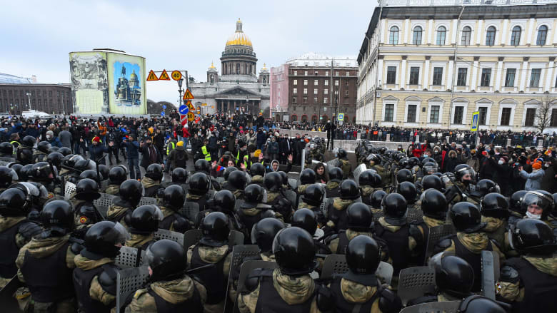 فوضى وشغب غير مسبوق في شوارع روسيا من أجل نافالني و"الحرية"