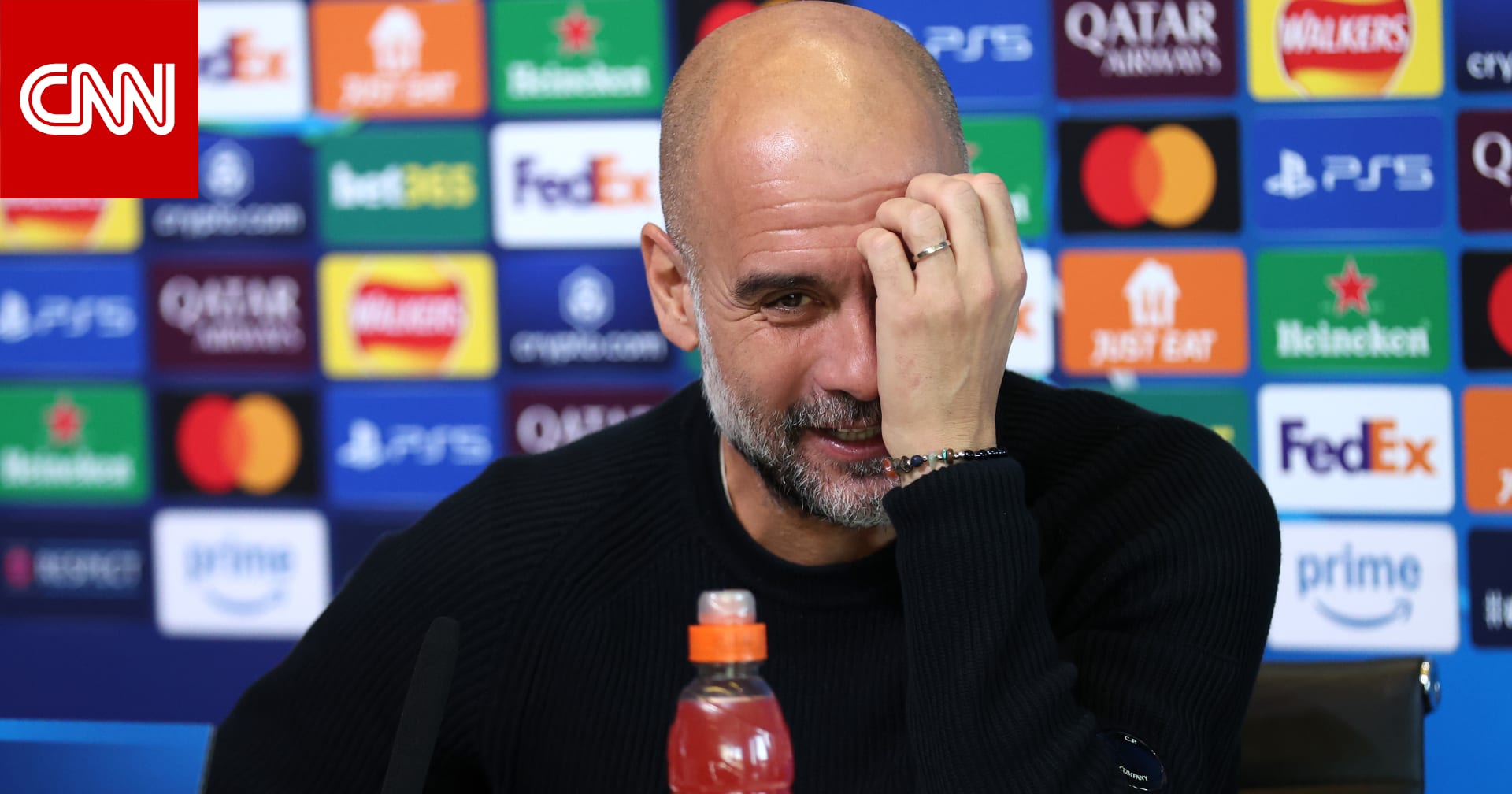 جروح وخدوش في وجهه.. غوارديولا يتعمد إيذاء نفسه بعد تعثر مانشستر سيتي بدوري أبطال أوروبا