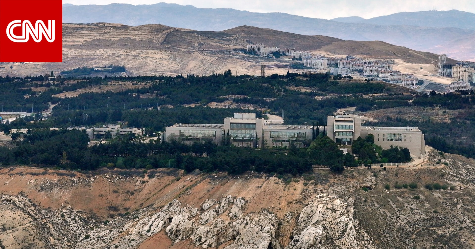 فيديو متداول لـ"إطلاق نار كثيف بمحيط قصر الشعب استهدف مستشار الشرع".. ما حقيقته؟