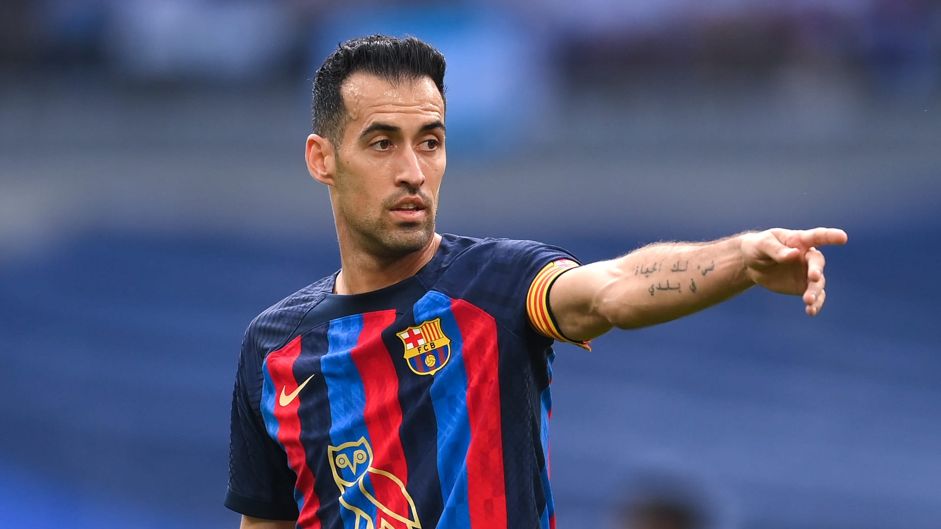بعد 15 موسما.. قائد برشلونة سيرجيو بوسكتيس يعلن رحيله عن الفريق ويوجه رسالة مؤثرة للجماهير