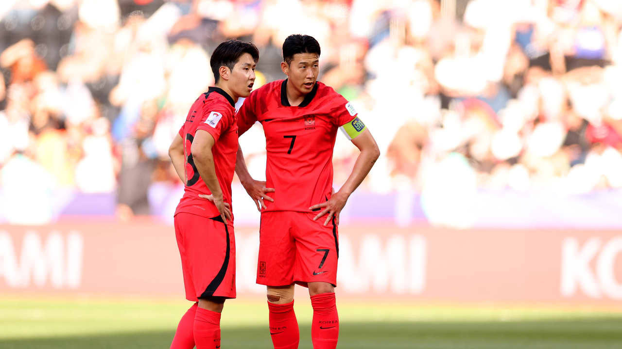 بعد اشتباكهما بالأيدي.. لاعب منتخب كوريا الجنوبية يعتذر لسون هيونغ مين والأخير يرد