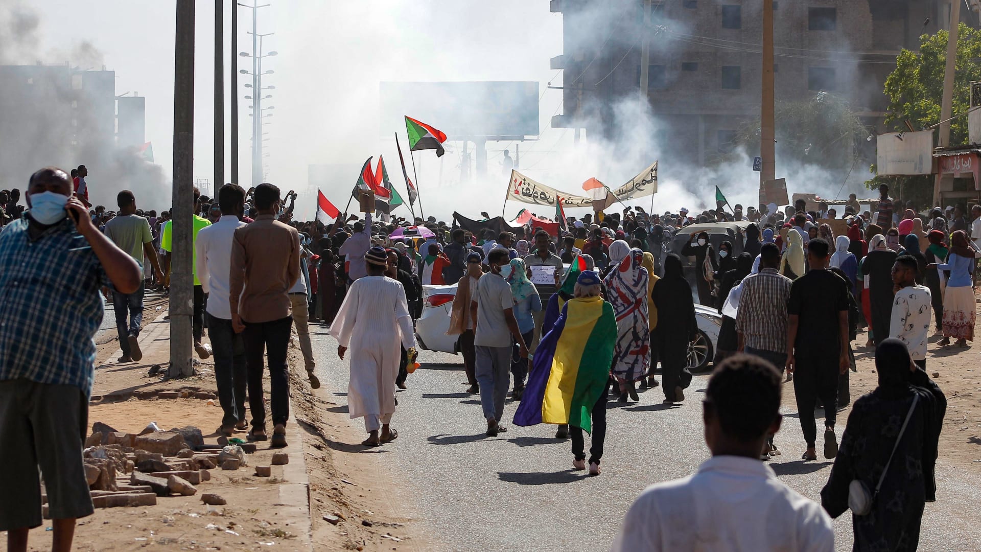 آخر مستجدات مظاهرات السودان.. كيف ستستعاد الديمقراطية؟
