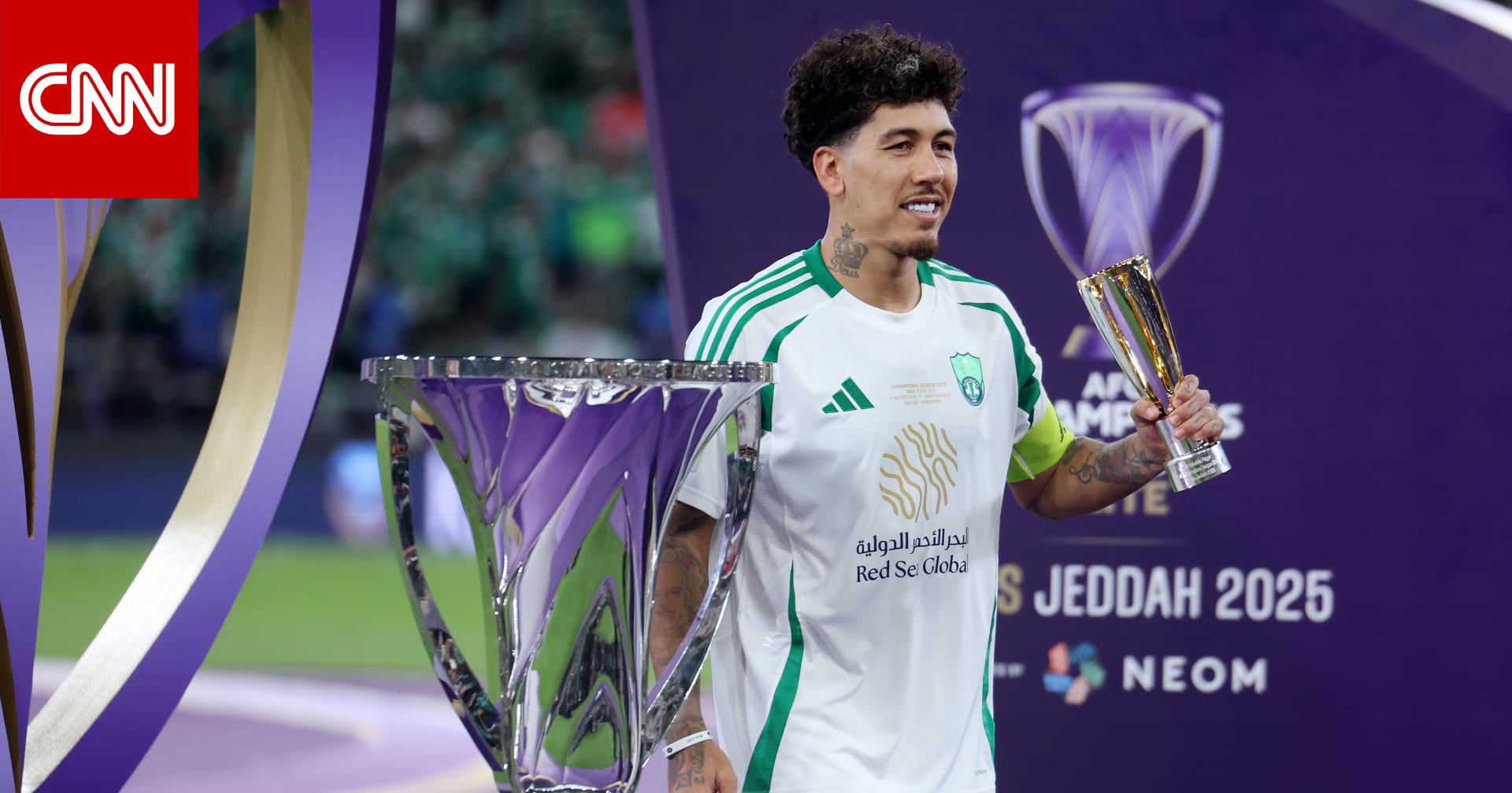 من اللاعبين الفائزين بالجوائز الفردية في دوري أبطال آسيا للنخبة؟
