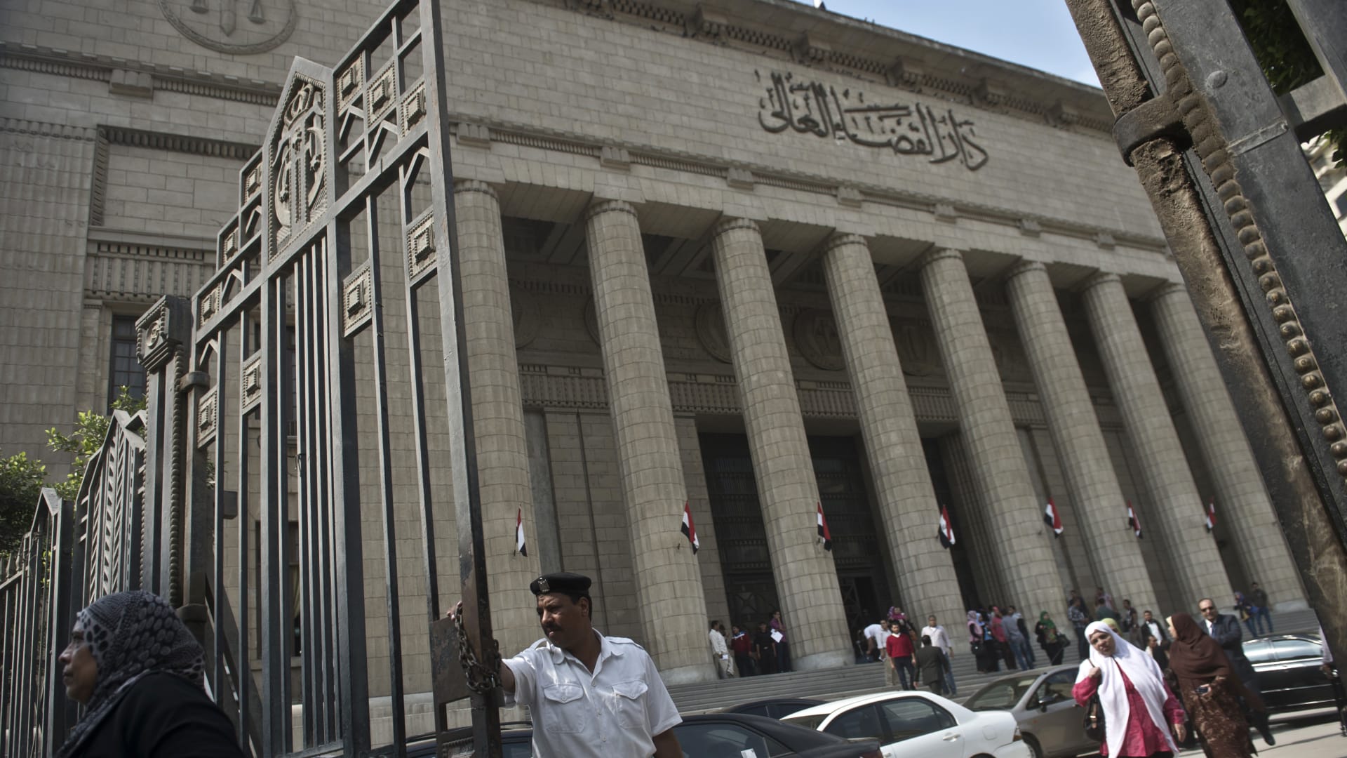 قرار جديد من النيابة المصرية بحق قاتل ابنته في جريمة “15 مايو”