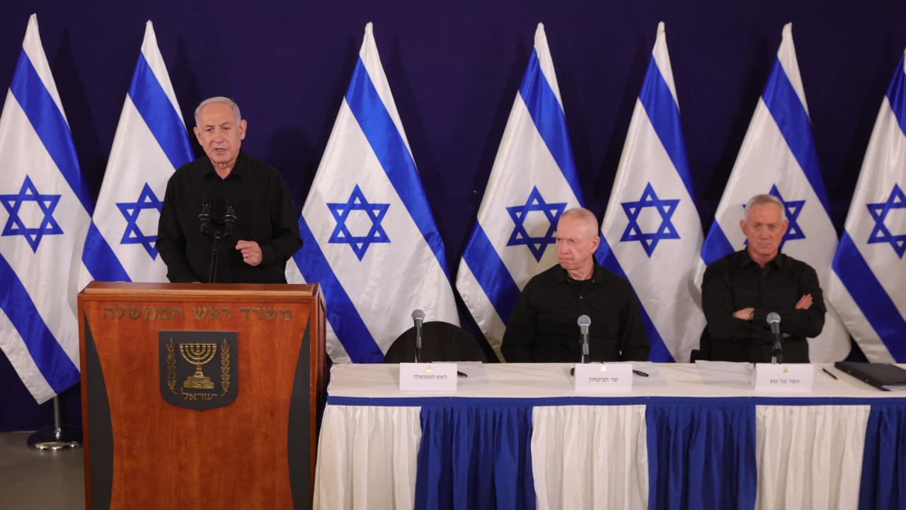 مصدر لـCNN: مجلس الوزراء الأمني الإسرائيلي يأذن لمجلس الحرب باتخاذ قرار بشأن الرد على الهجوم الإيراني
