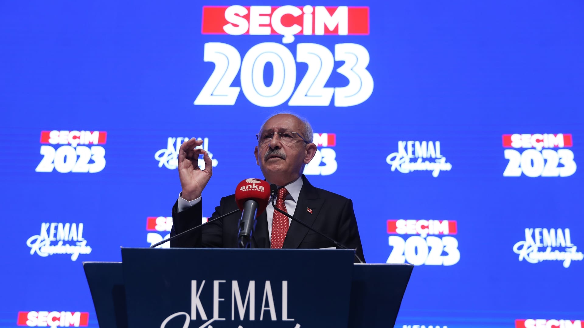 كليتشدار أوغلو منافس أردوغان يتعهد بمواصلة النضال حتى تكون هناك "ديمقراطية حقيقية" في تركيا