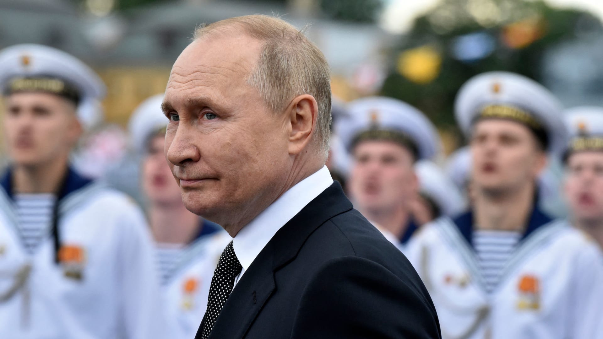بوتين: روسيا مستعدة لتزويد حلفائها بأحداث المعدات العسكرية وتدريب الجنود الأجانب