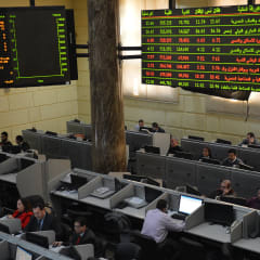 البورصة المصرية ترتفع بأكثر من 3 آلاف نقطة منذ انخفاض الجنيه.. وهذه القطاعات تقود صعودها