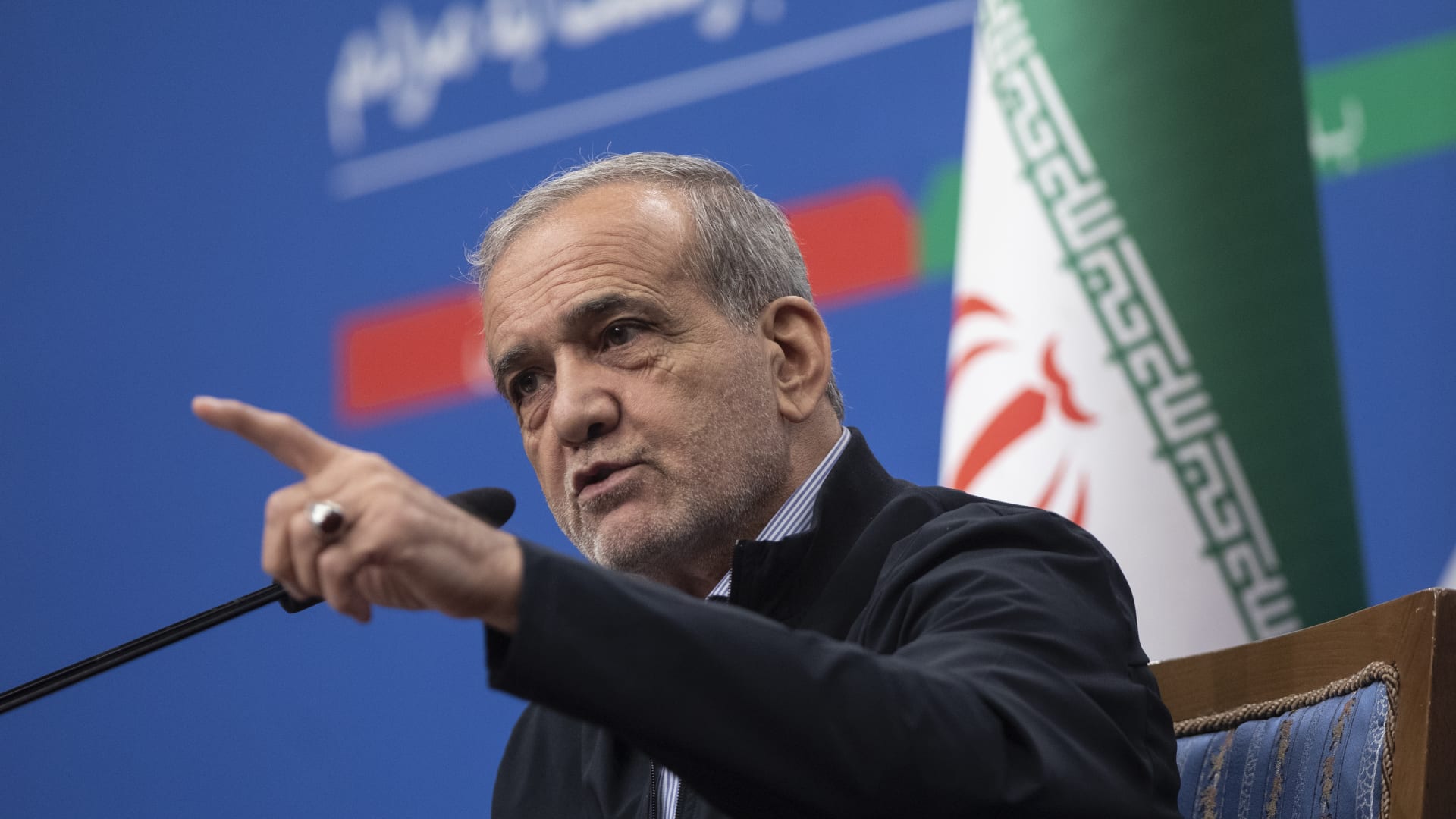 رئيس إيران يعلن موقف طهران من التفاوض بشأن برنامجها النووي