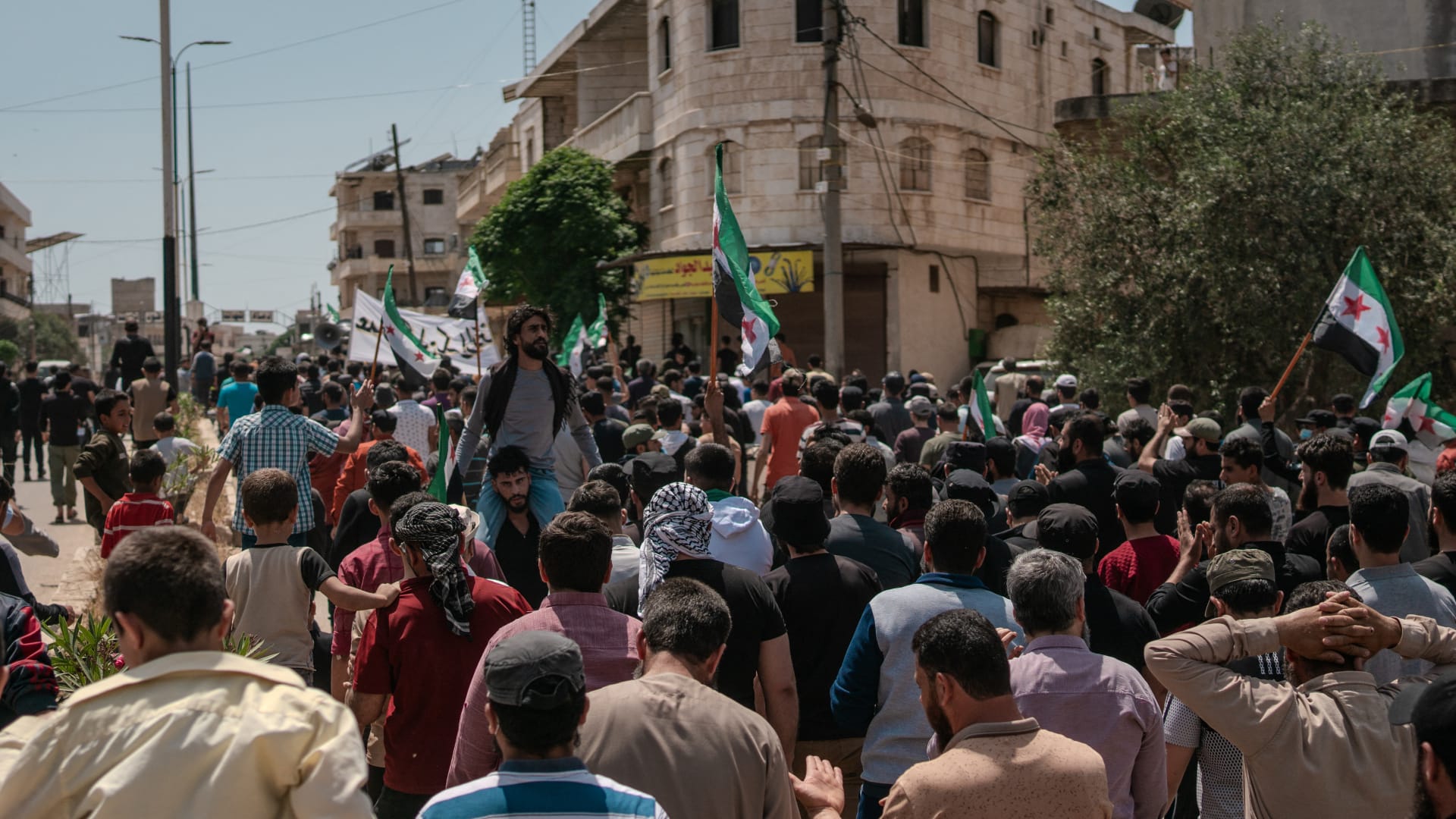 "مظاهرات مناهضة للشرع في سوريا".. ما سياق الفيديو المتداول؟