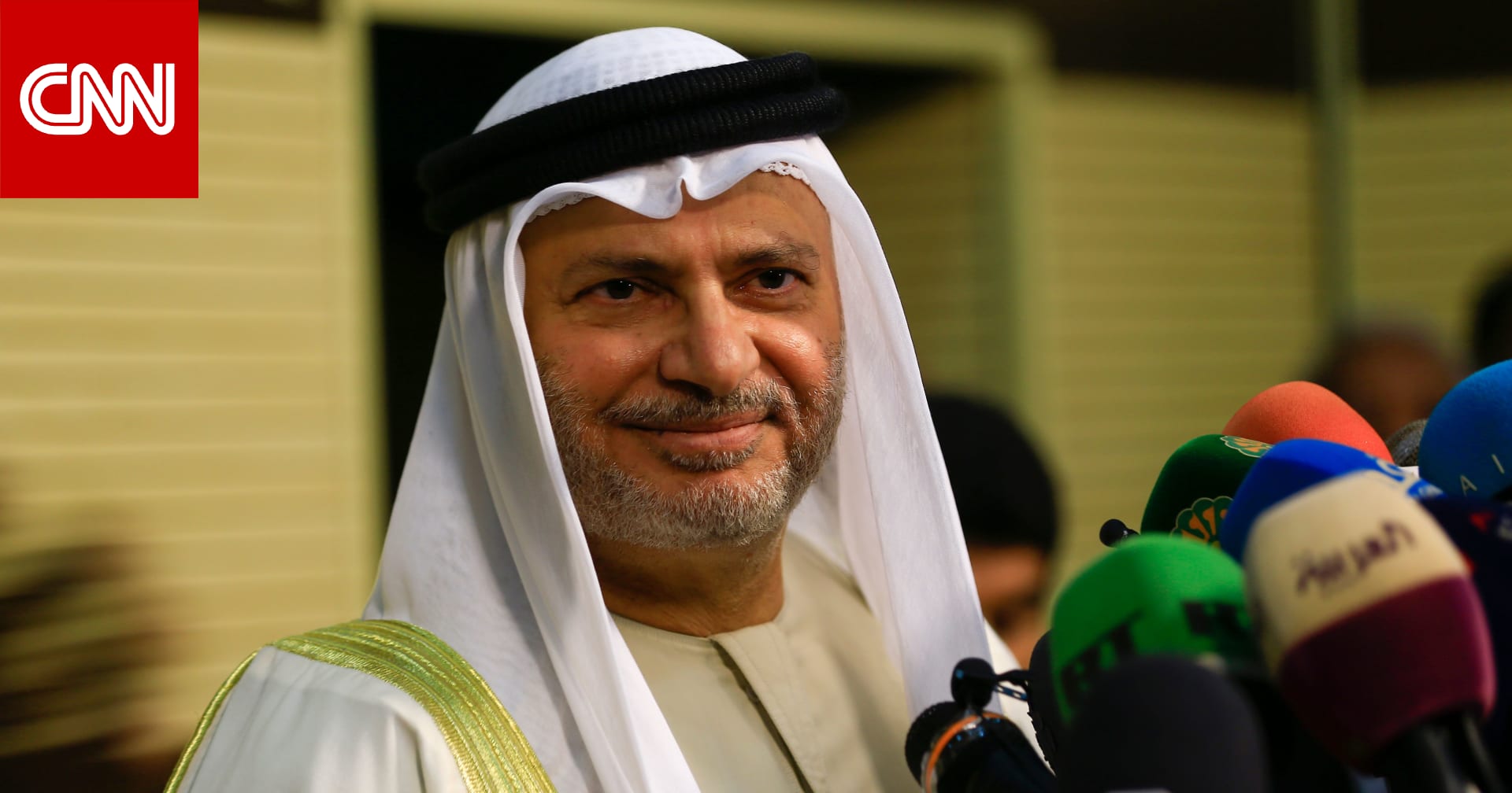 "حذر من عودة نفوذ الإخوان".. أنور قرقاش يدعو لمحاسبة طرفي الحرب الأهلية في السودان