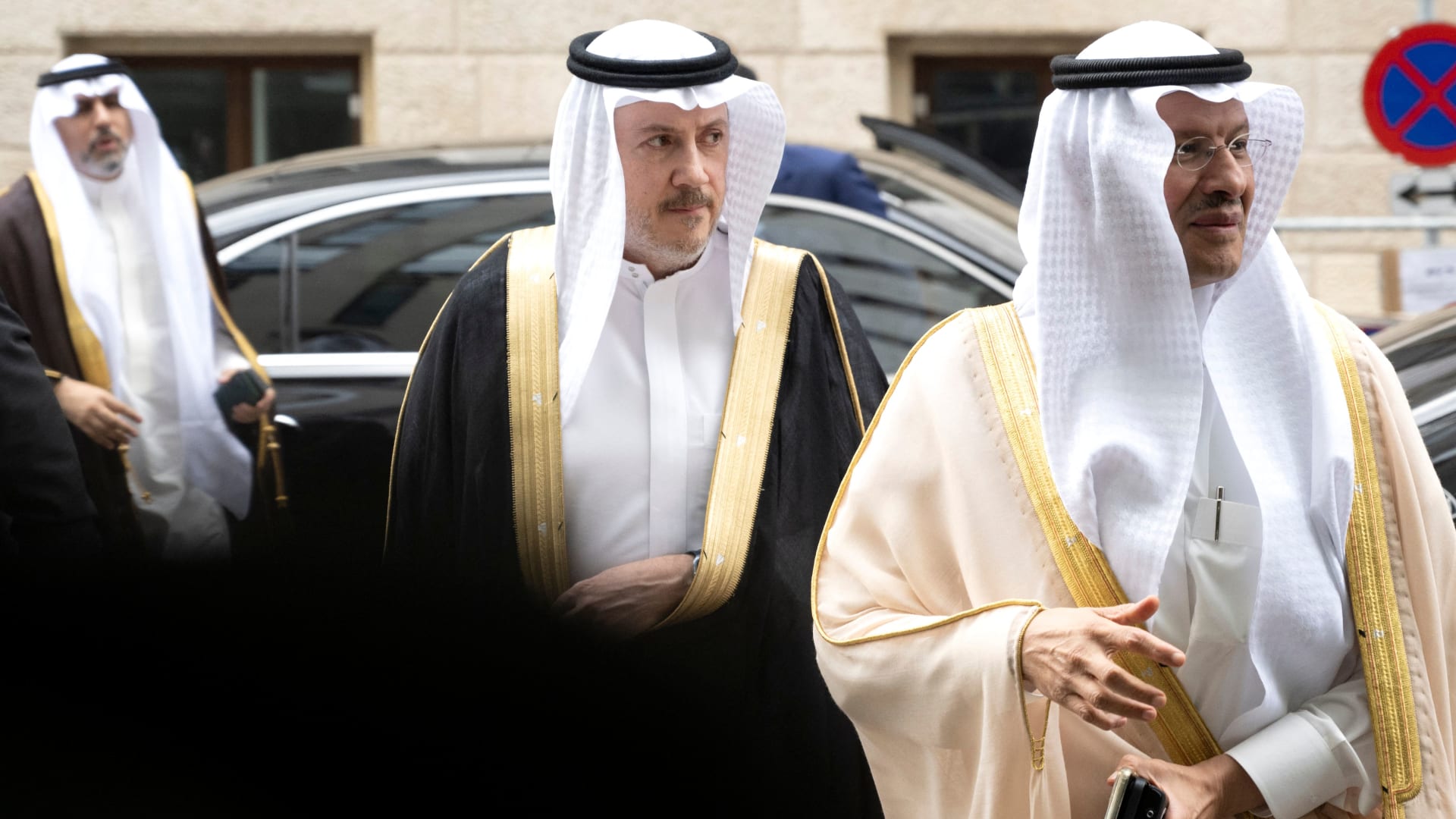 احتدام الخلاف النفطي بين الولايات المتحدة والسعودية.. إلى أين؟