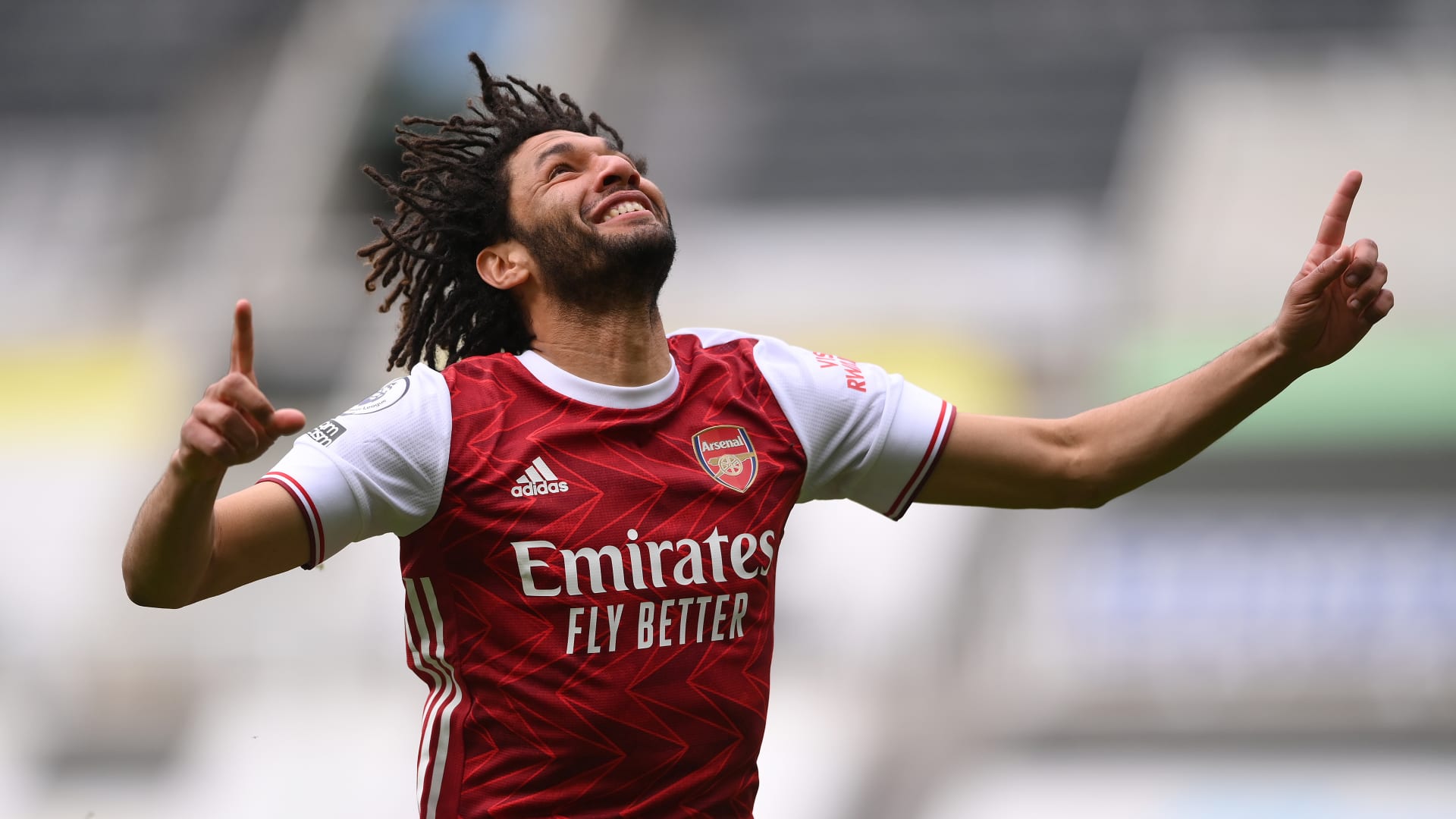 اللاعب المصري محمد النني في أرسنال الإنجليزي