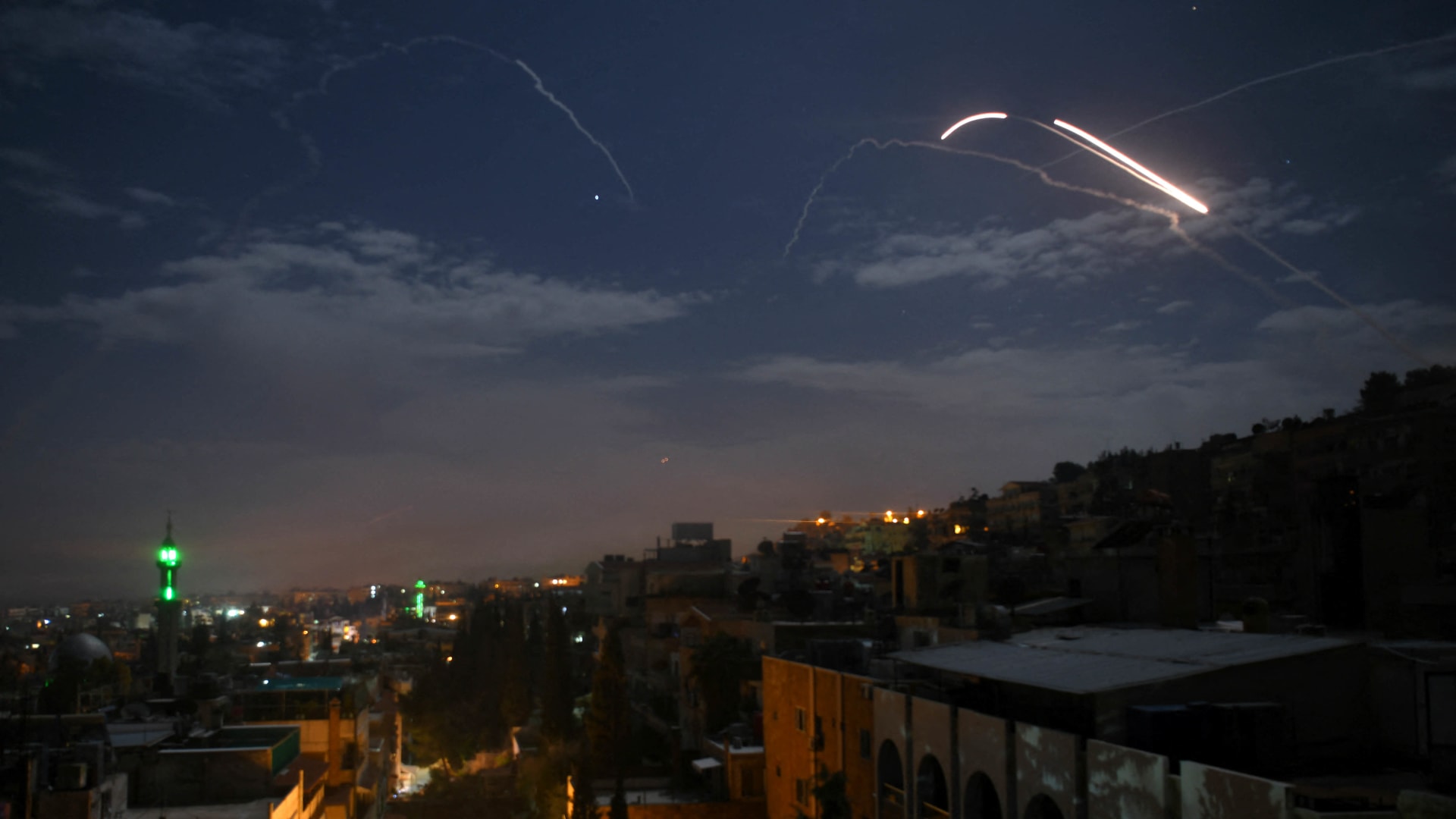 إسرائيل تعلن شن غارة قرب القصر الرئاسي في دمشق.. ونتنياهو يعلق