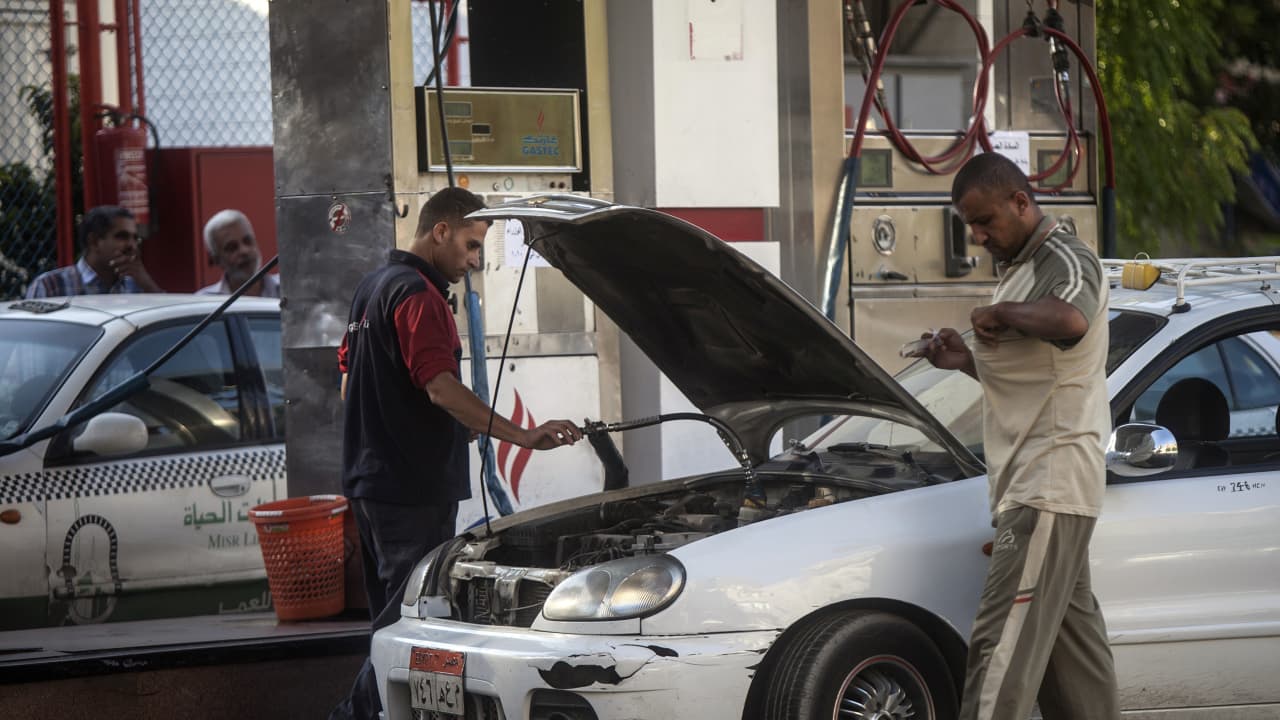 الحكومة المصرية تعلن زيادة أسعار الوقود.. وتوضح الأسباب