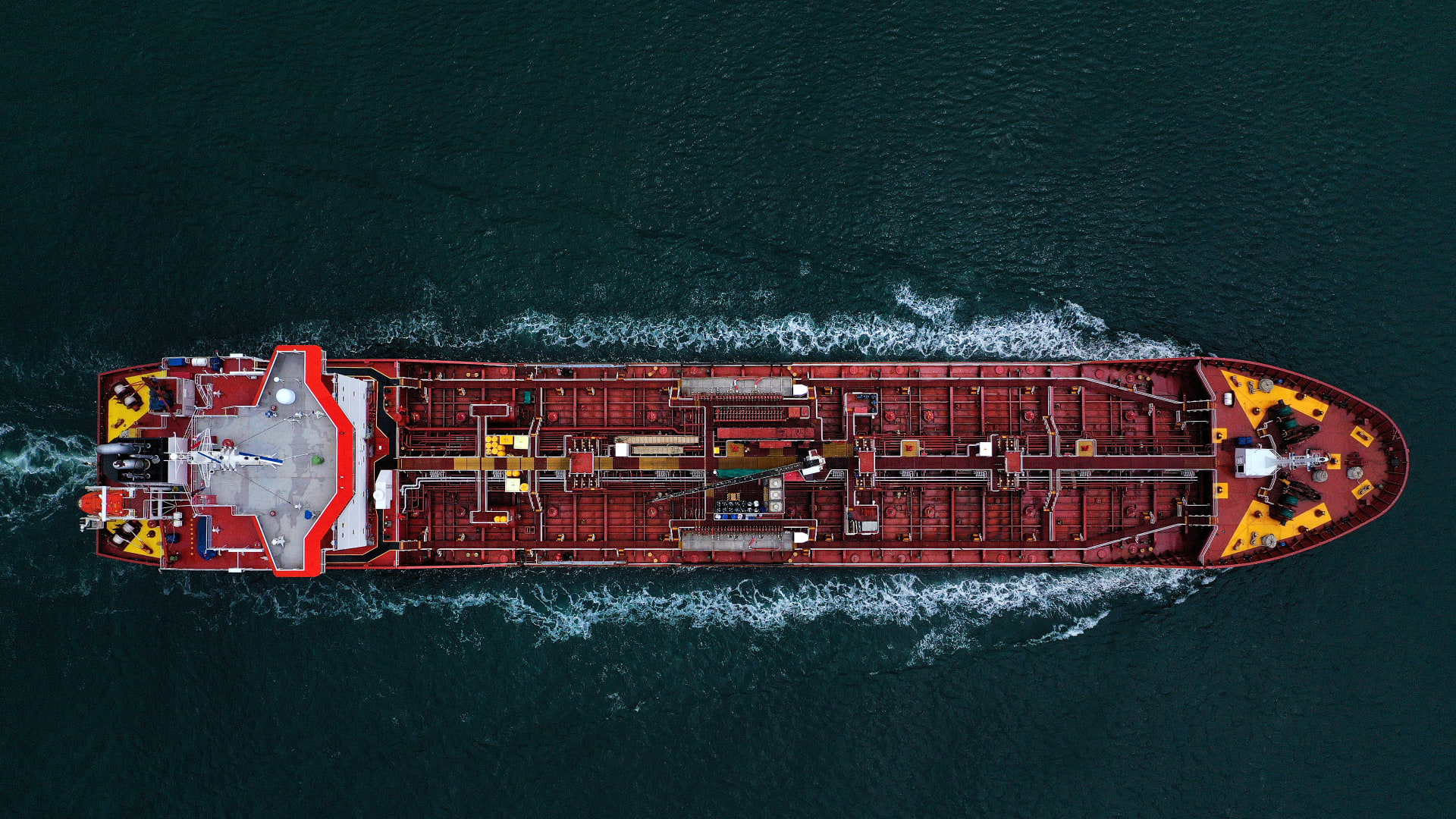 خطف سفينة تركية.. والقراصنة يجرون أول اتصال للشركة المالكة والطاقم