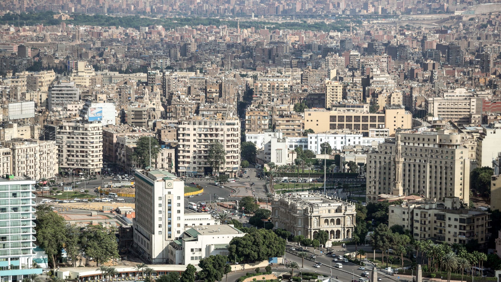 مصر: البرلمان يقر مبدئيًا قانون لجوء الأجانب.. ما هي أبرز بنوده؟