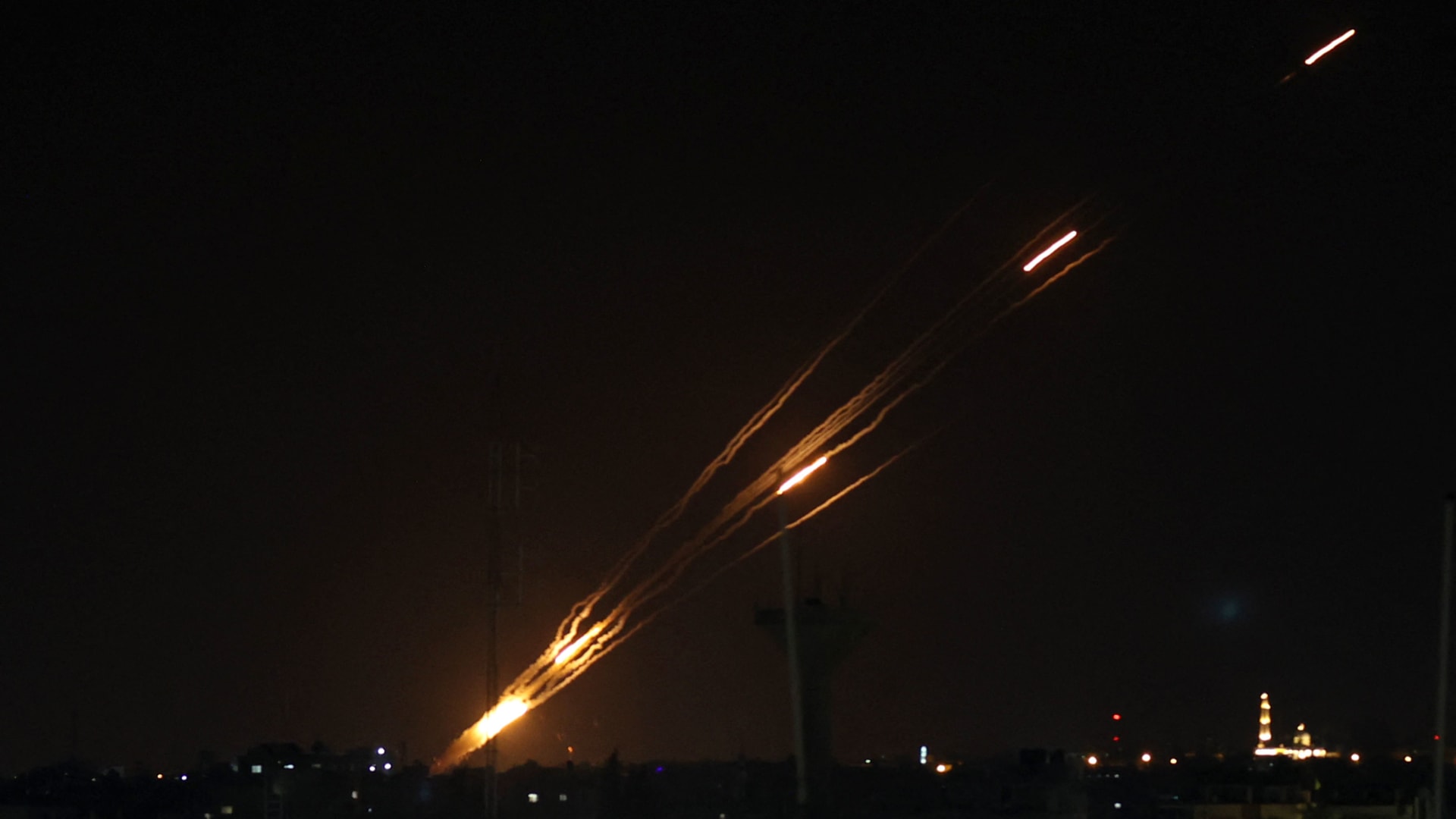 صواريخ فلسطينية أطلقت من مدينة غزة  