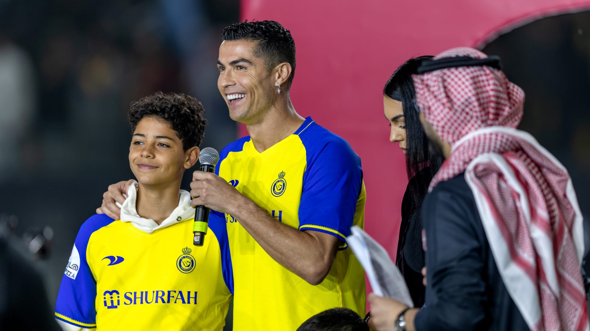 هكذا تفاعل رونالدو مع استدعاء نجله إلى منتخب البرتغال للمرة الأولى