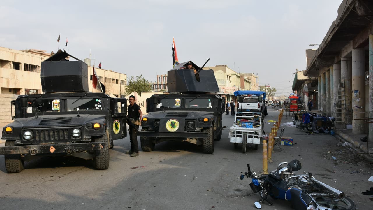 العراق.. حظر تجول في كركوك وسط احتجاجات ضد عودة الحزب الديمقراطي الكردستاني
