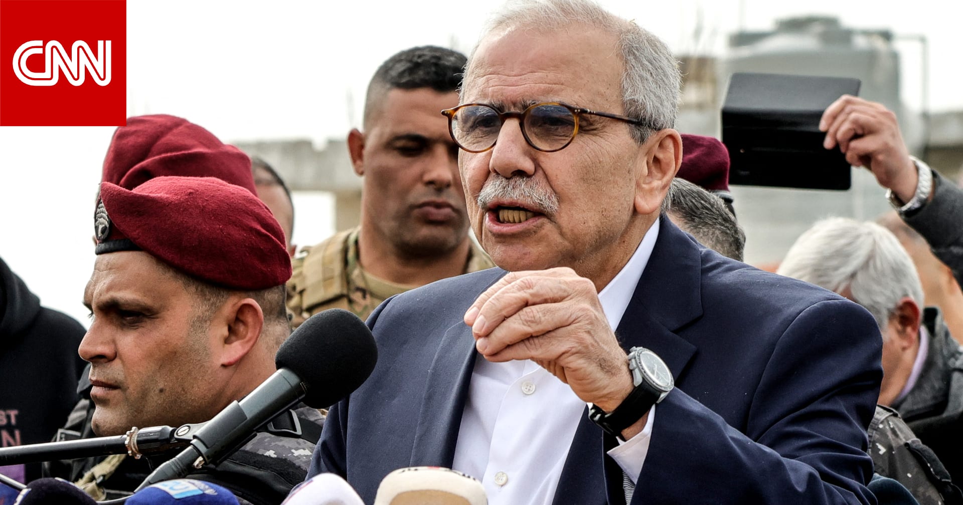 رئيس وزراء لبنان يأمر الجيش وقوى الأمن بتطهير بيروت من السلاح غير الحكومي