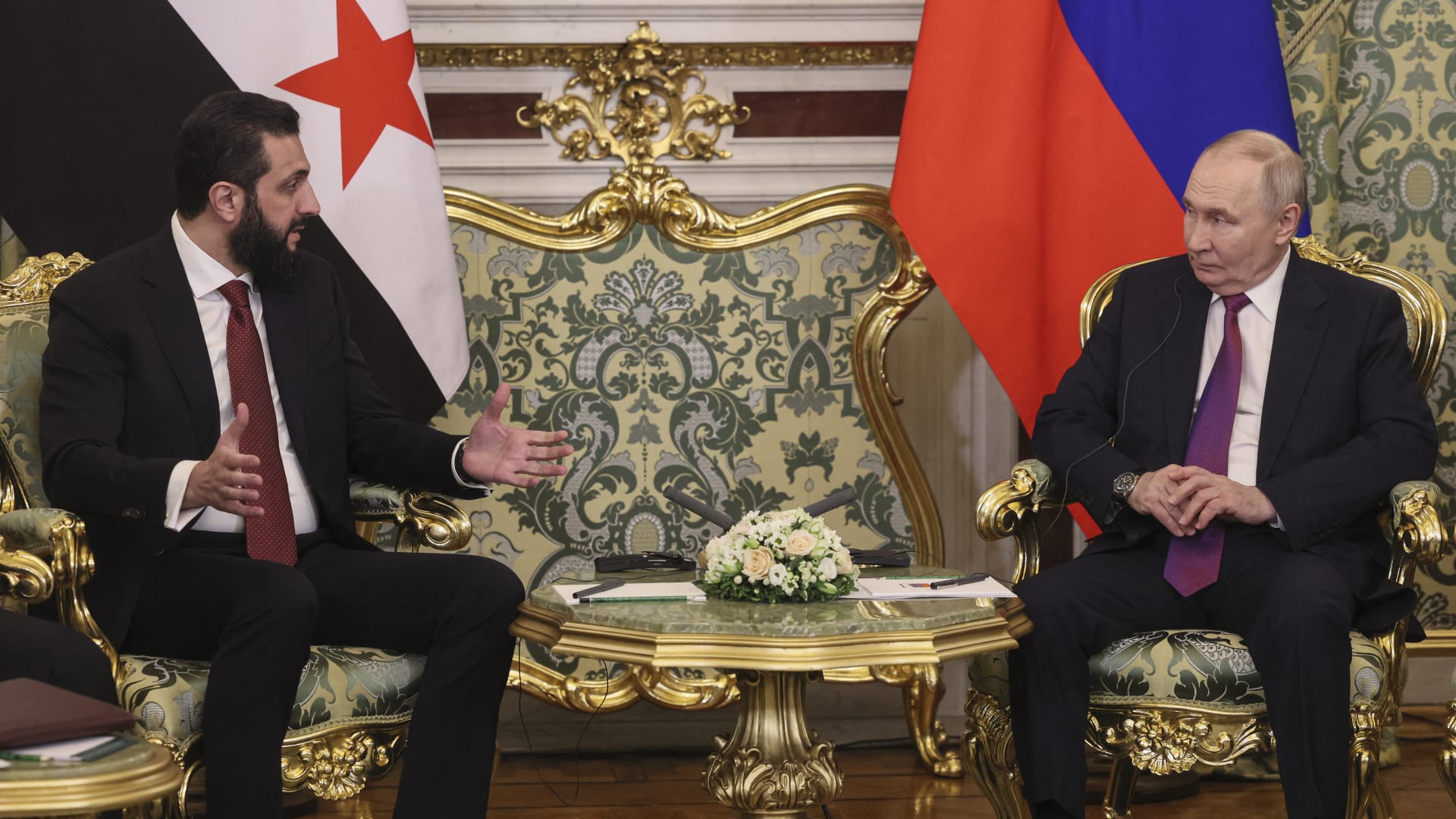 سوريا.. فيديو أحمد الشرع وتصريح سبب صعوبة غزو موسكو تاريخيا بعد رؤية الثلوج فيها