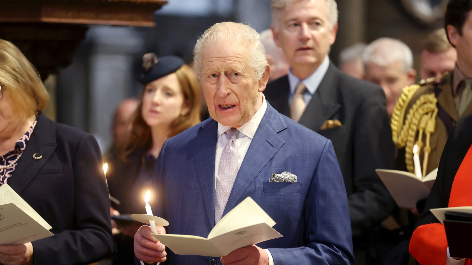 الملك تشارلز يكشف تفاصيل رحلة تعافيه من السرطان