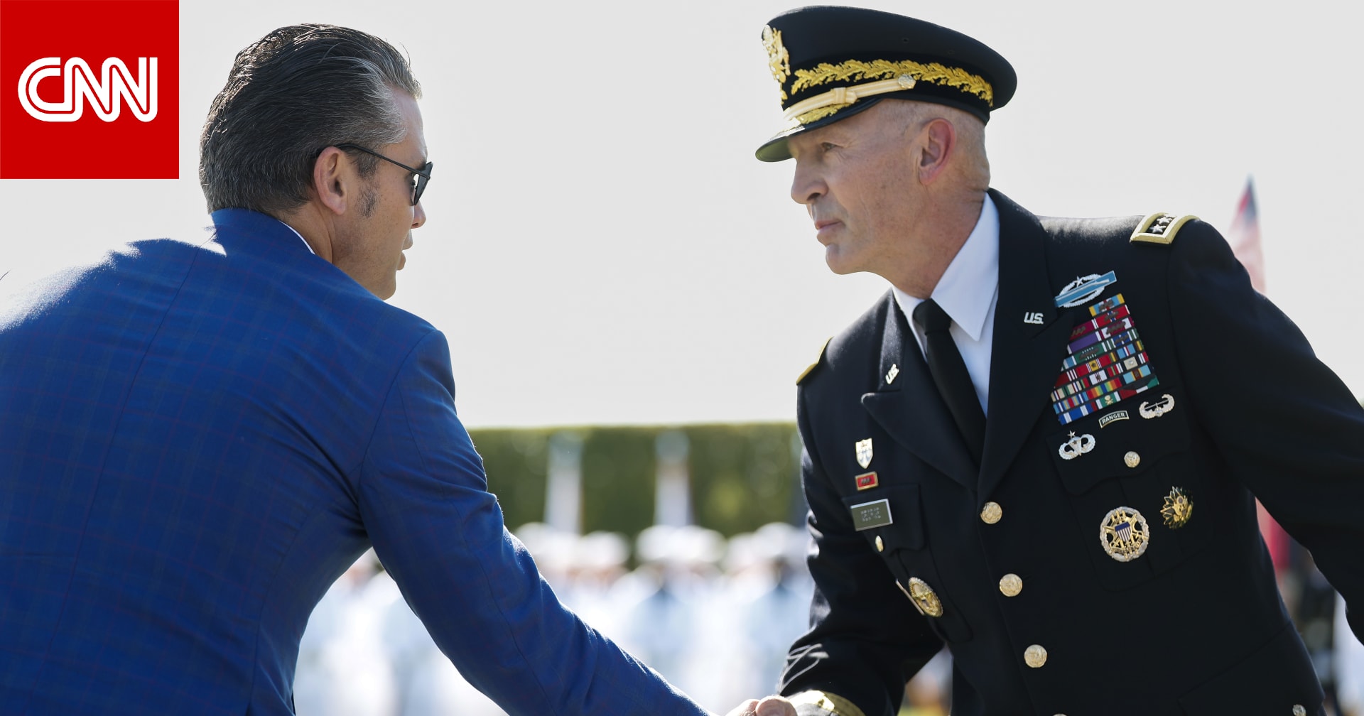 مصدر لـCNN: وزير الدفاع الأمريكي طلب من رئيس الأركان التقاعد 