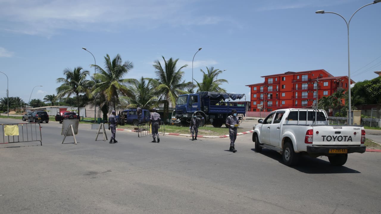 المجلس العسكري في الغابون يعيد فتح الحدود "بأثر فوري"