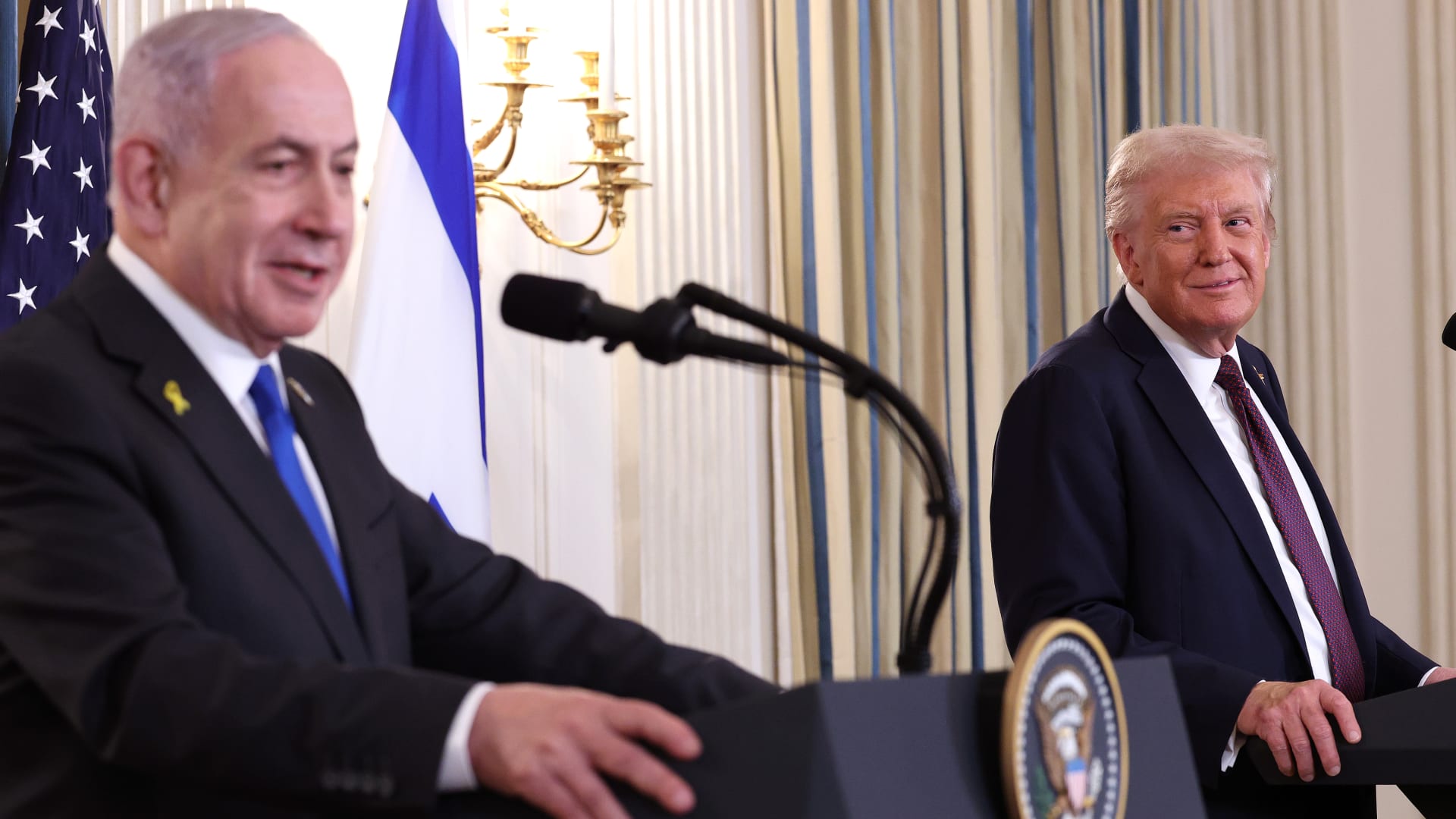 أول تعليق لنتنياهو بعد إعلان ترامب عن إجراء "محادثات مثمرة" مع إيران