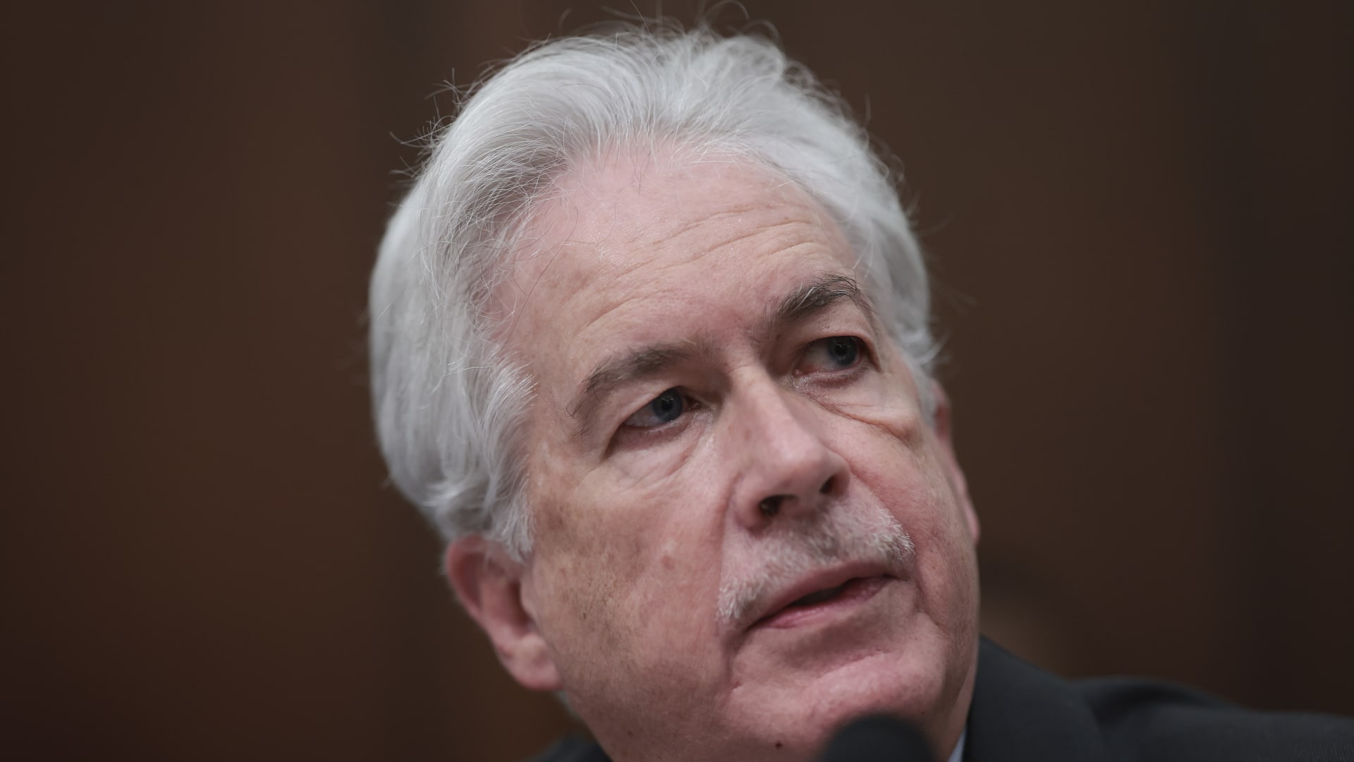 مدير CIA يقوم بزيارة "غير معلنة" إلى إسرائيل.. ومصدر يوضح السبب