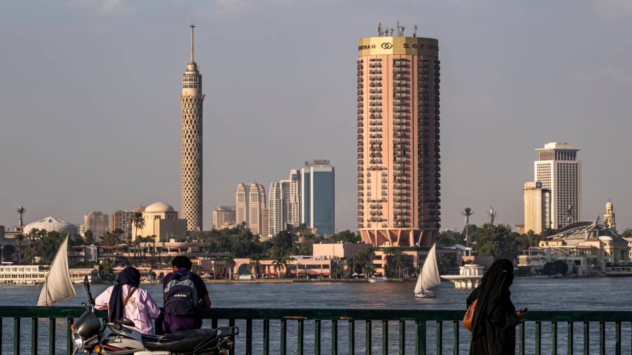 مصر.. صندوق النقد يخفض توقعاته لنمو الاقتصاد.. وخبراء يحددون الأسباب