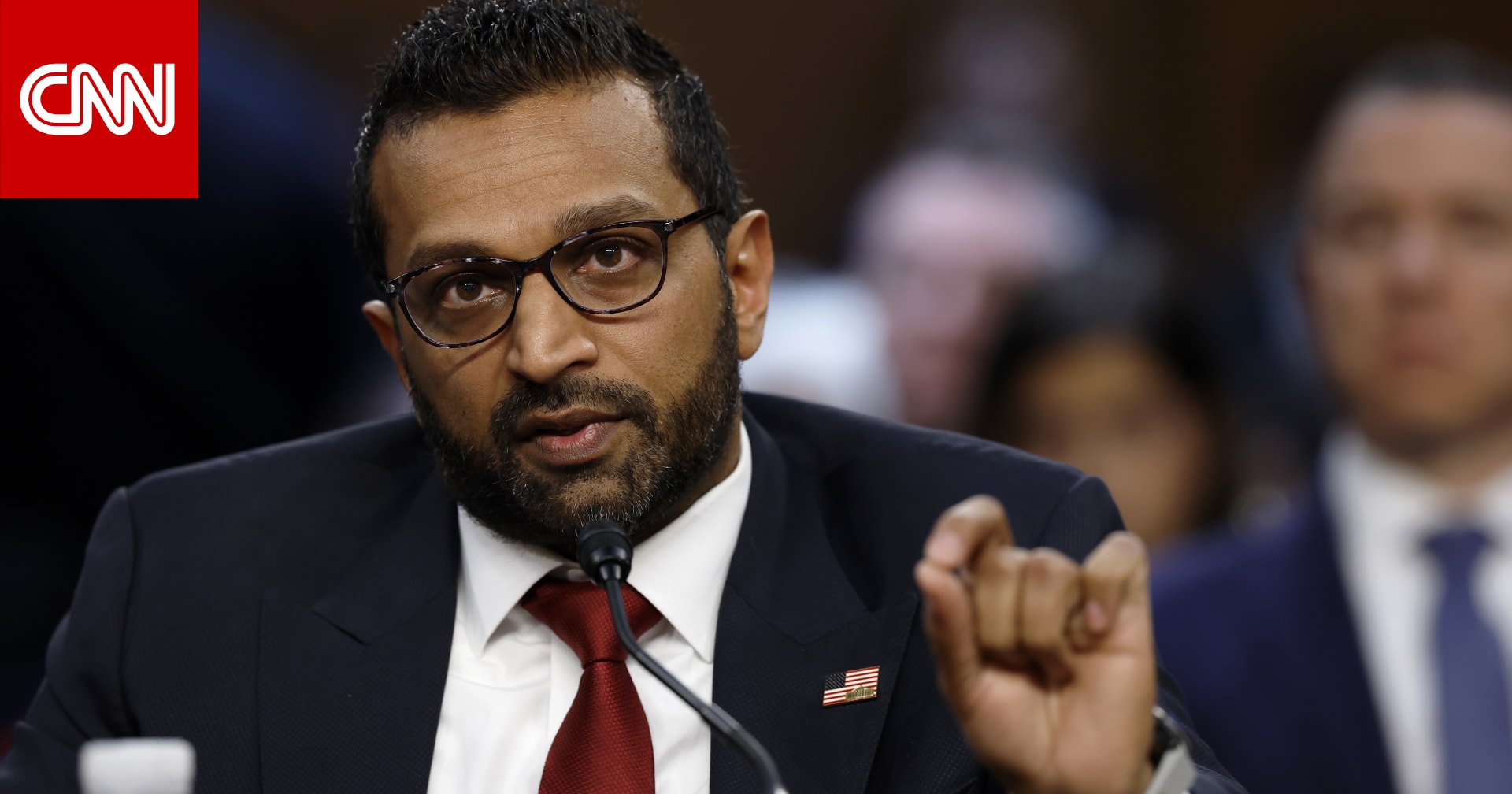 مدير FBI يشعل تفاعلا بكشف تفاصيل "فطر" بالغ الخطورة حاولت فتاة صينية تهريبه لأمريكا وما هي مخاطره