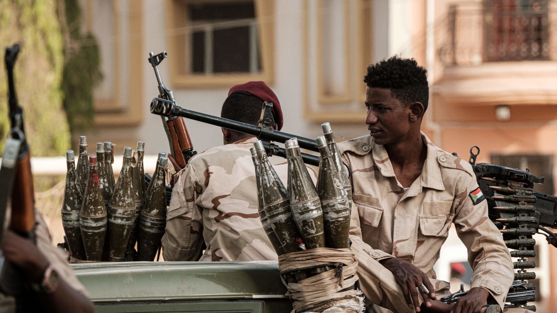 مع استمرار وتزايد العنف.. الحكومة الأمريكية تبحث عن طرق حماية مواطنيها المتبقين في السودان