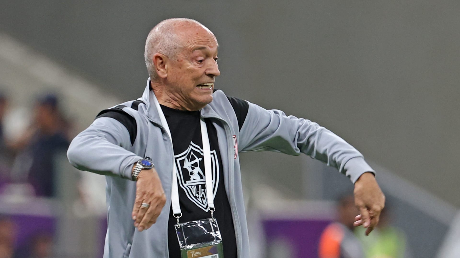 في أقل من 60 يوماً.. نادي الزمالك يقيل مدربه جوسفالدو فيريرا للمرة الثانية