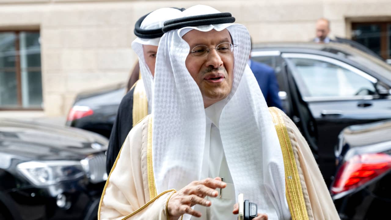 بعد بيان المملكة حول حقل الدرة.. اجتماع بين وزير الطاقة السعودي والإيراني في فيينا